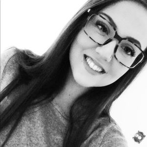 Meet your Posher, Lexi